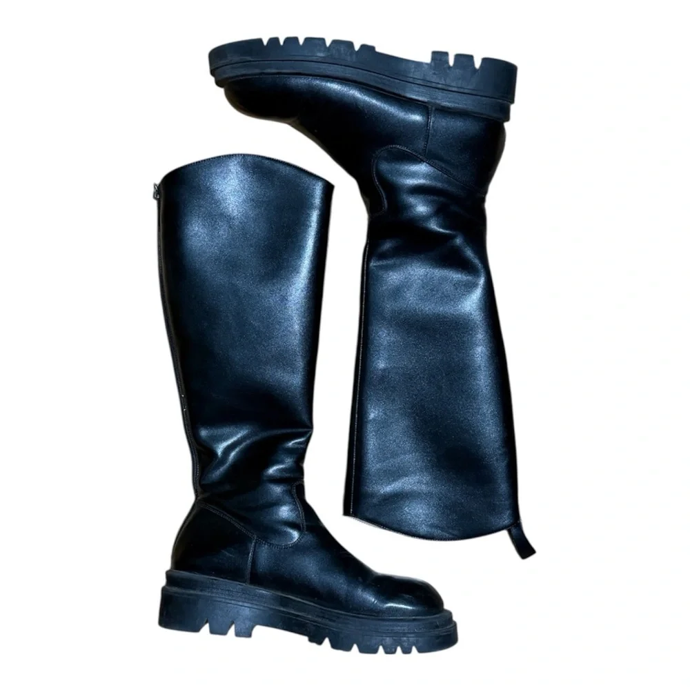 Looks Like Summer ‘Brianna’ Black Lug Sole Knee-High Boots - Picture 2 of 6